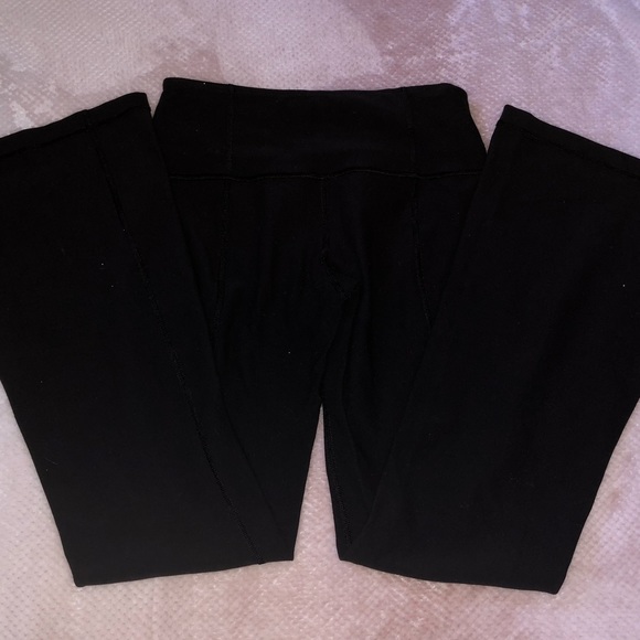 Lululemon Groove Pants - Picture 4 of 6